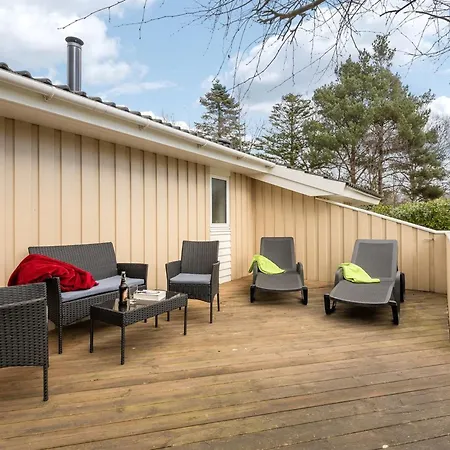 Sitka - 250m From The Sea By Interhome * Knebel