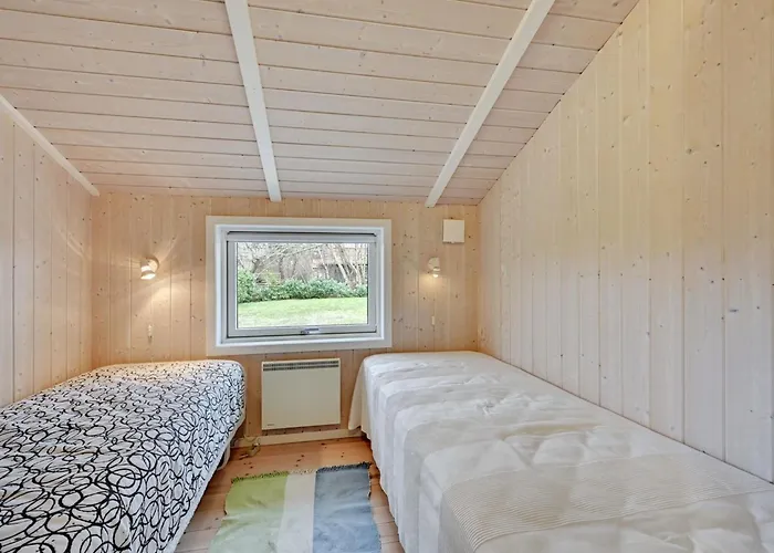 Sitka - 250m From The Sea By Interhome *